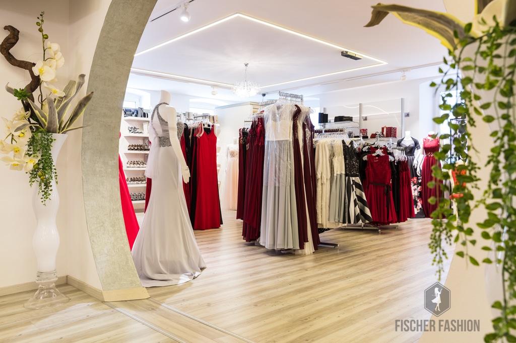 Abendmode bei Fischer Fashion Cham